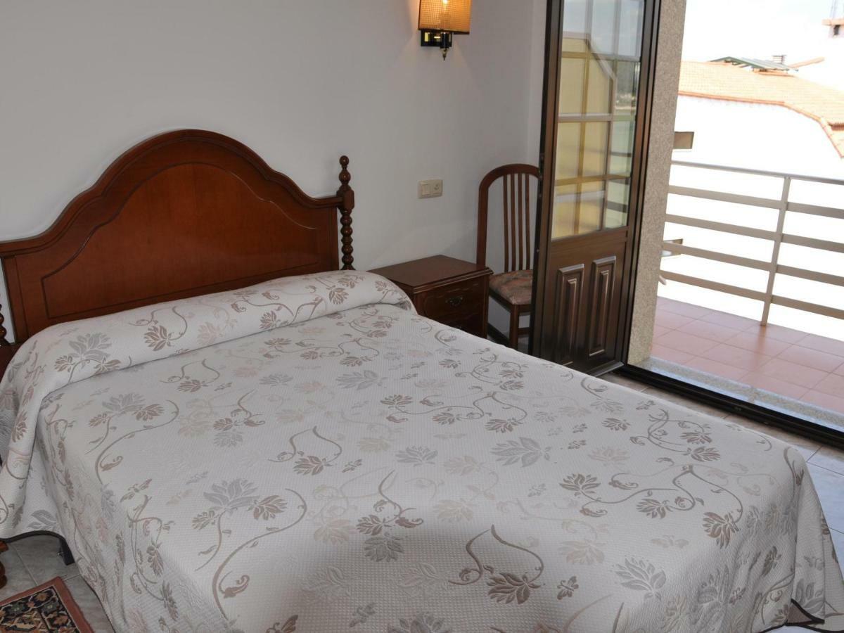 Hostal Mourelos O Grove Quarto foto