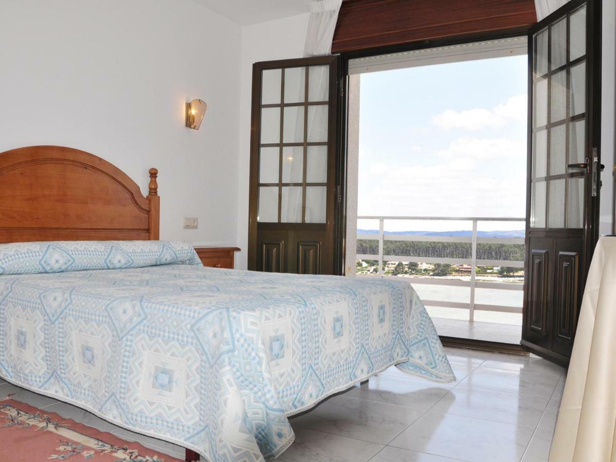 Hostal Mourelos O Grove Quarto foto
